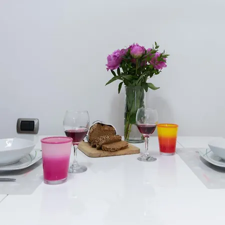 Italianway Comfort - Cornalia 24 * Милан